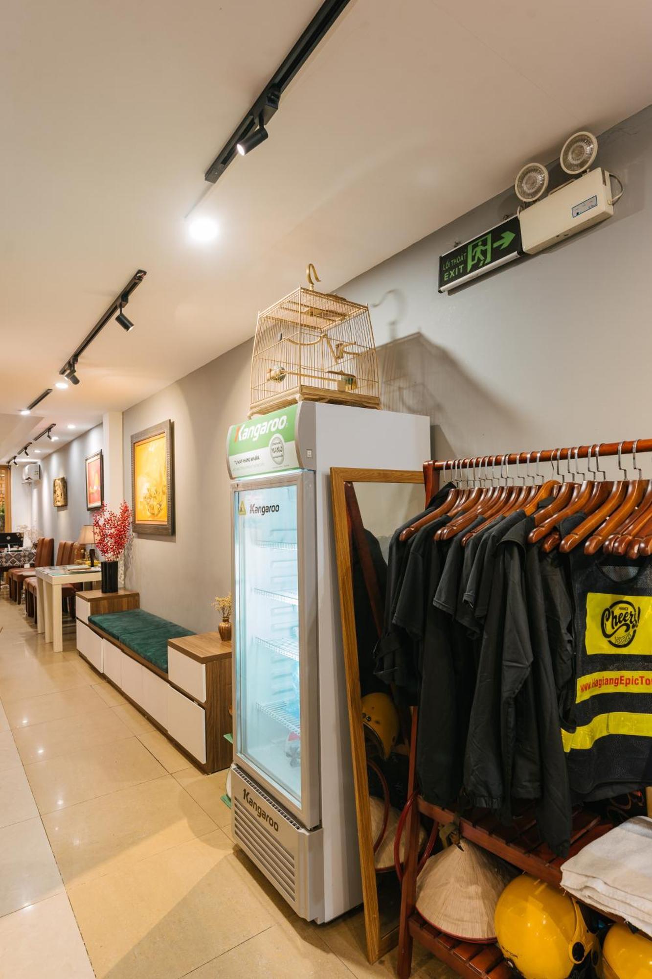 Cheers Hostel Ханой Экстерьер фото