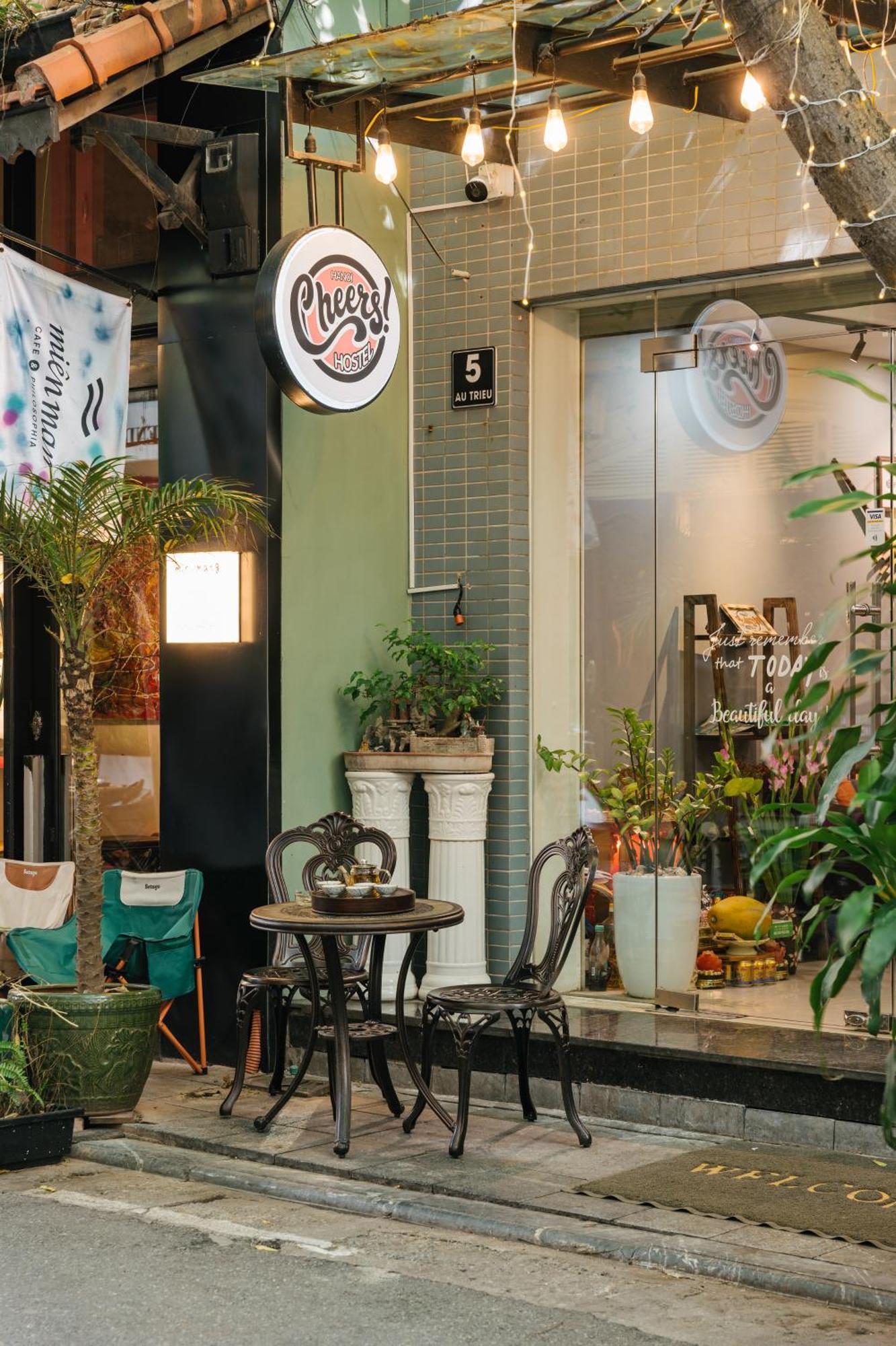 Cheers Hostel Ханой Экстерьер фото